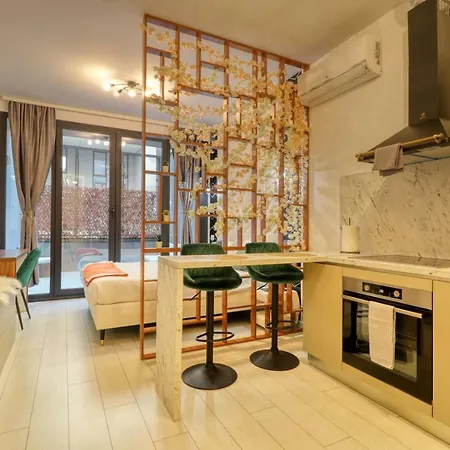 Herastrau Luxury شقة *