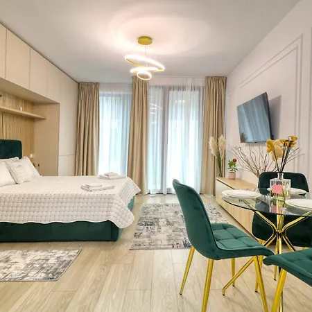 Herastrau Luxury Бухарест